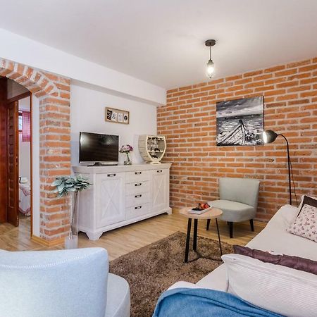 Apartments Rensi 자다르 외부 사진